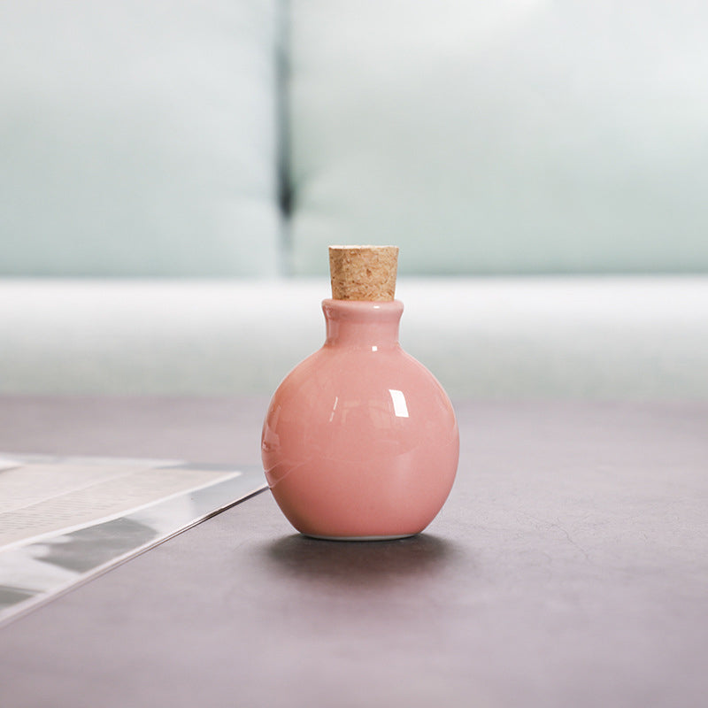 Ceramic Small Bottle Creative Home Mini Ceramic Vase Decoration Decorative Cork Small Vase Flat Round
