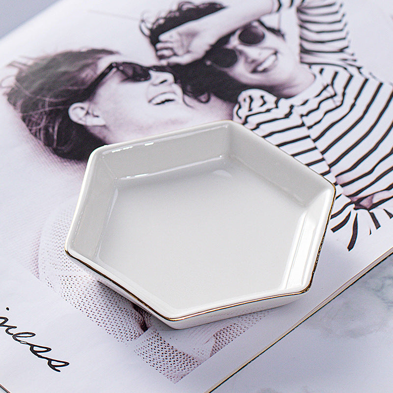 Nordic Ceramic Shell Jewelry Tray, Pearl Glaze Ring Tray, Storage Dish, Bathroom Home Desktop Decor, White Porcelain