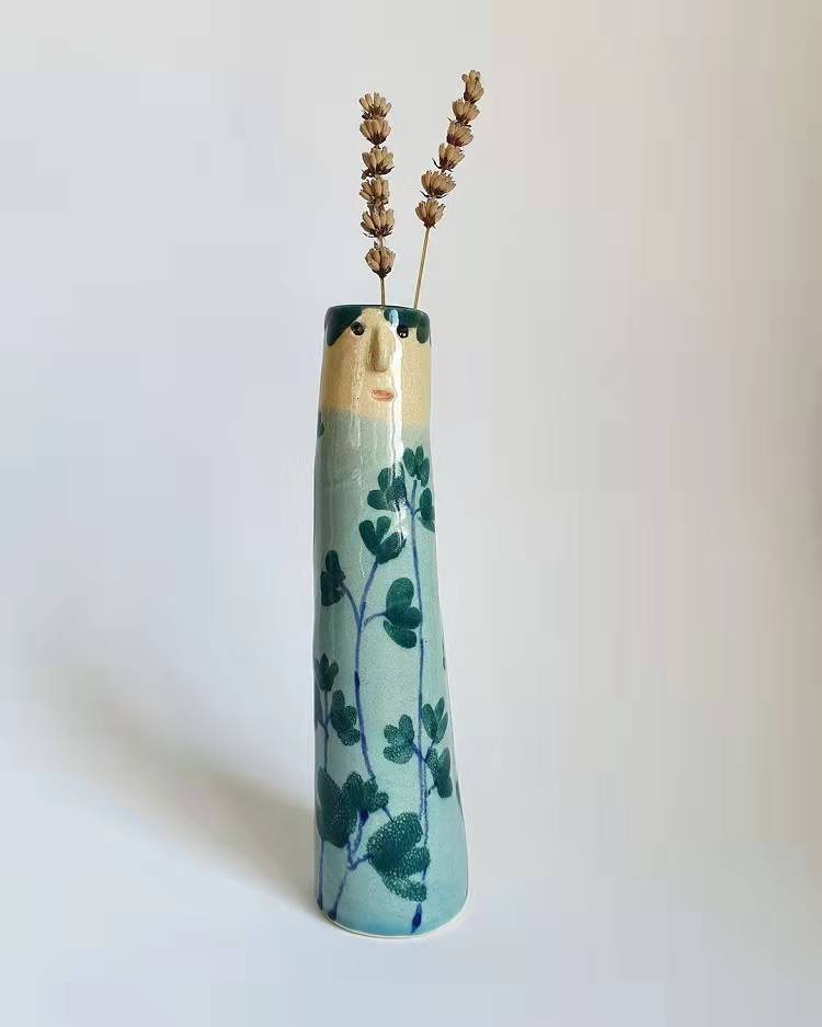Beautiful Resin Crafts Bohemian Family Vase Living Room Dining Room Decoration - Velora Home Deco