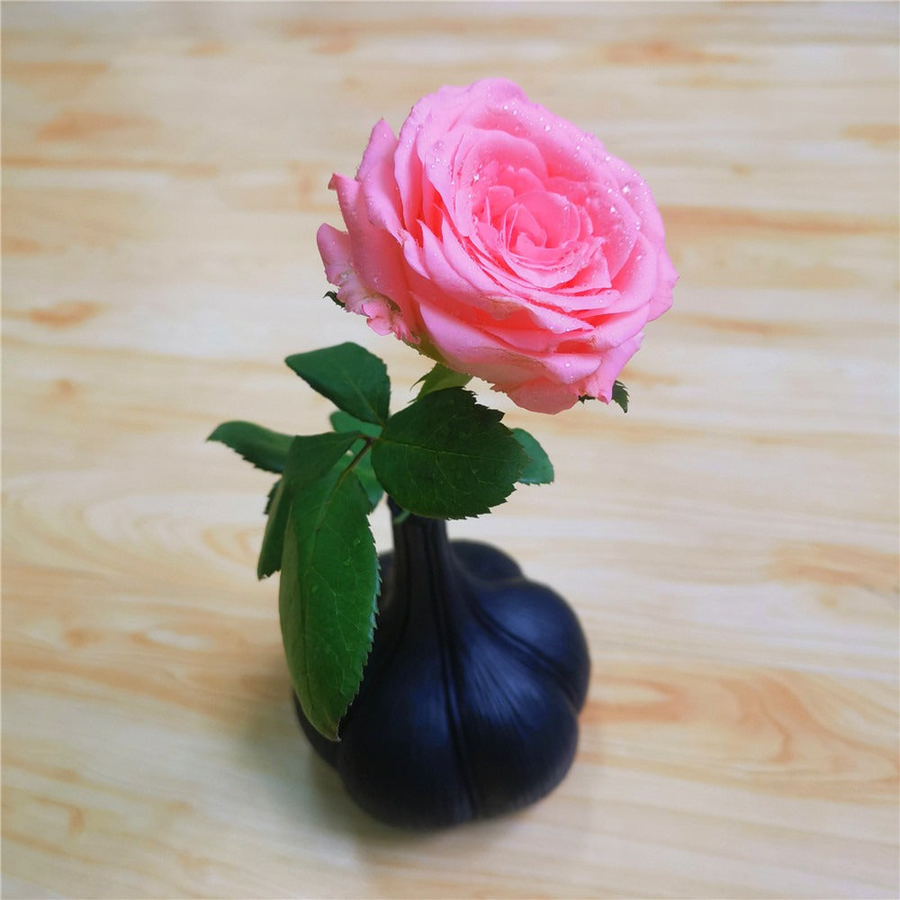 Minimalist geometric allicin small vase decorative resin ornament