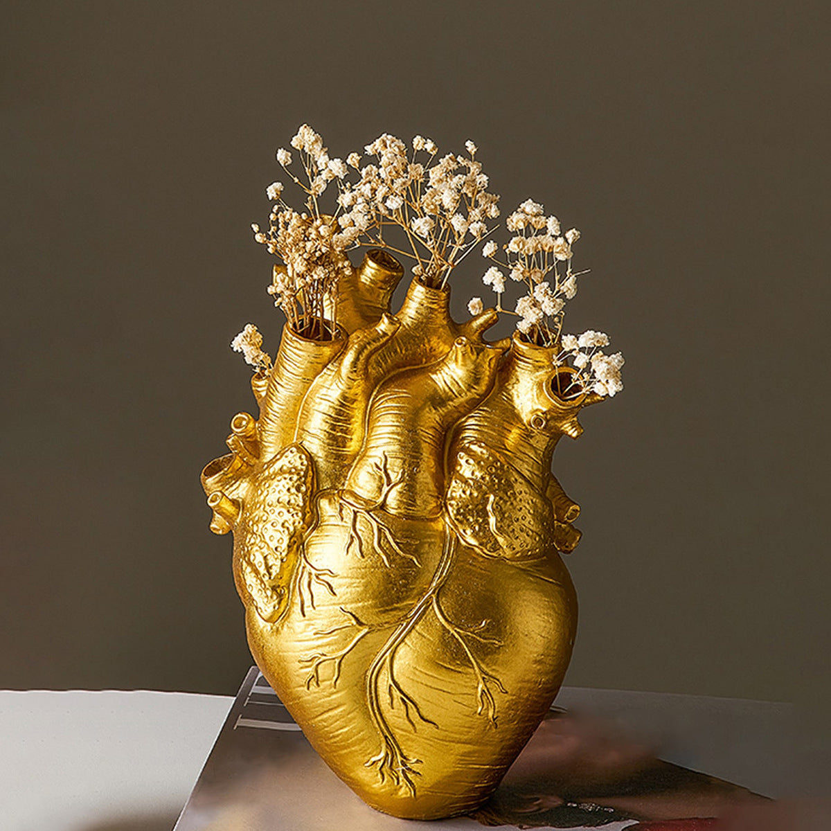 Heart-Shaped Flower Vase Resin Ornament Desktop Living Room Plant Pot Table Decoration Craft